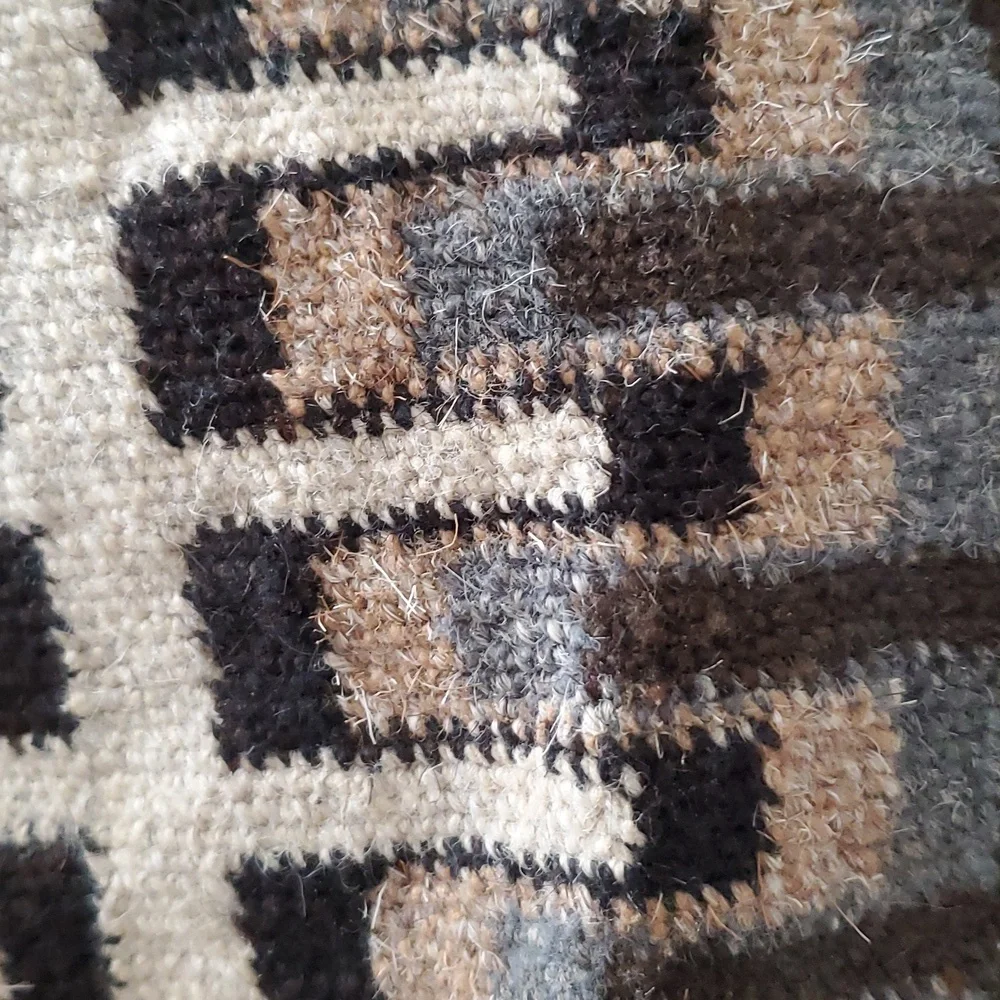 Handwoven Arhuaco Wool Bag With Sacred Geometric Patterns Tan and Brown - Picture 7 of 7